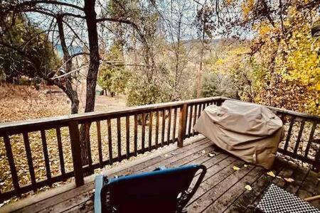 Blue Door Cottage 12 Miles To Yosemite Bbq Oakhurst Εξωτερικό φωτογραφία