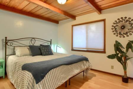 Blue Door Cottage 12 Miles To Yosemite Bbq Oakhurst Εξωτερικό φωτογραφία