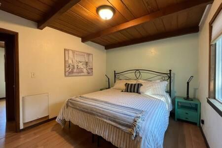 Blue Door Cottage 12 Miles To Yosemite Bbq Oakhurst Εξωτερικό φωτογραφία
